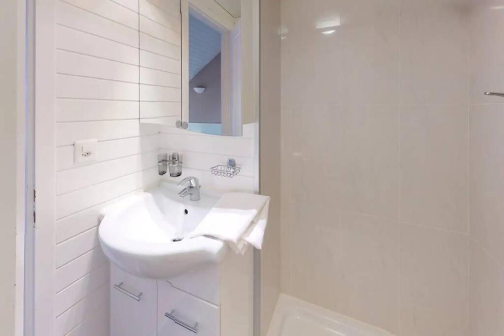 Charmant Et Lumineux Appartement Duplex A ชาร์มมี ภายนอก รูปภาพ